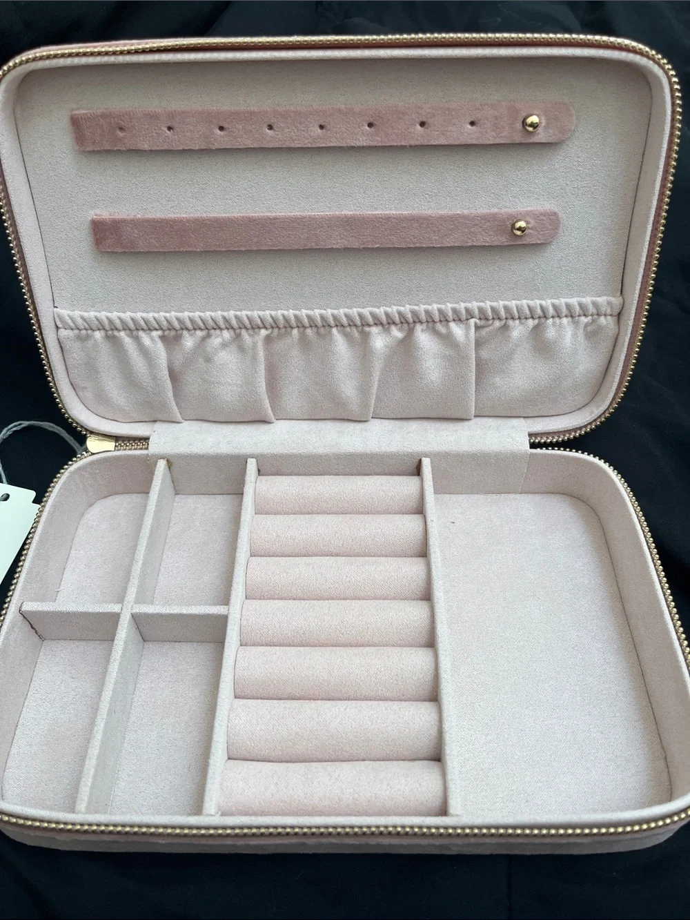a new day Velvet Zip Jewelry Case in Dusty Pink